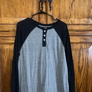 Long sleeve grey and black
